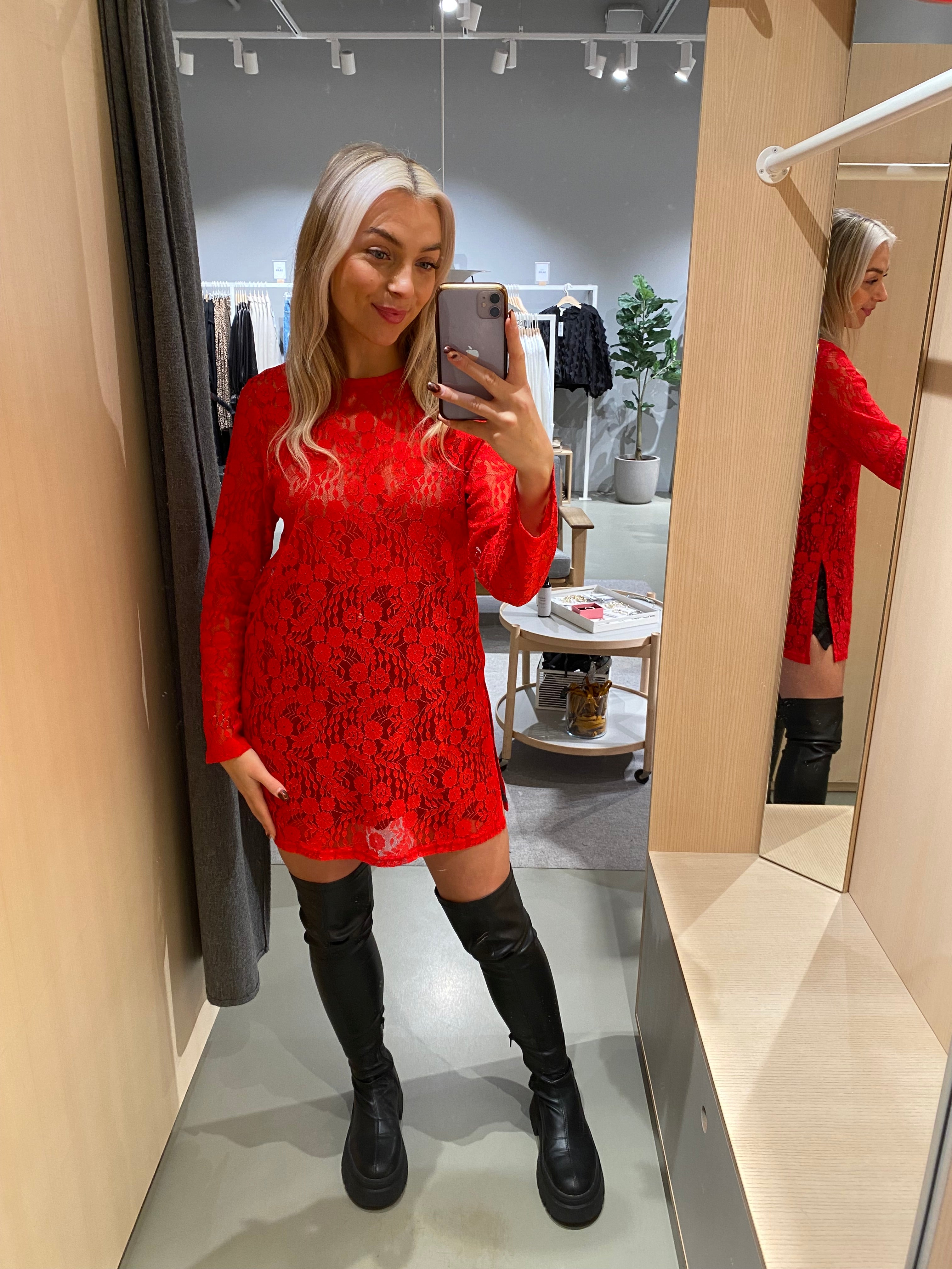 VISELLY Top - Poppy Red